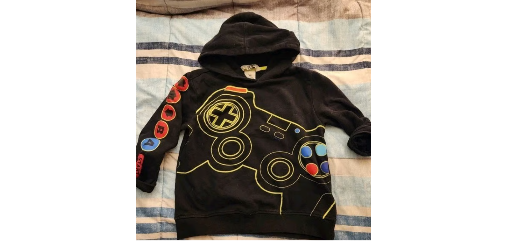 Boys Video Game Sweatshirt Pullover Hoodie Size Medium